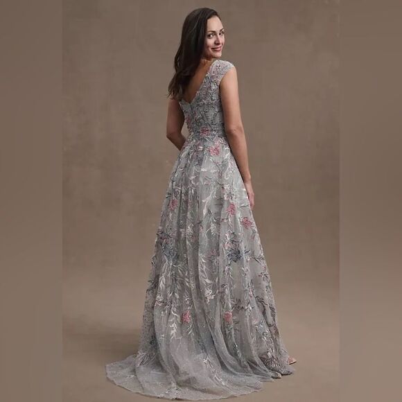 Mac Duggal 20263 - Embroidered Illusion Bodice Mother of the Bride Dress/size 14 - Picture 3 of 10